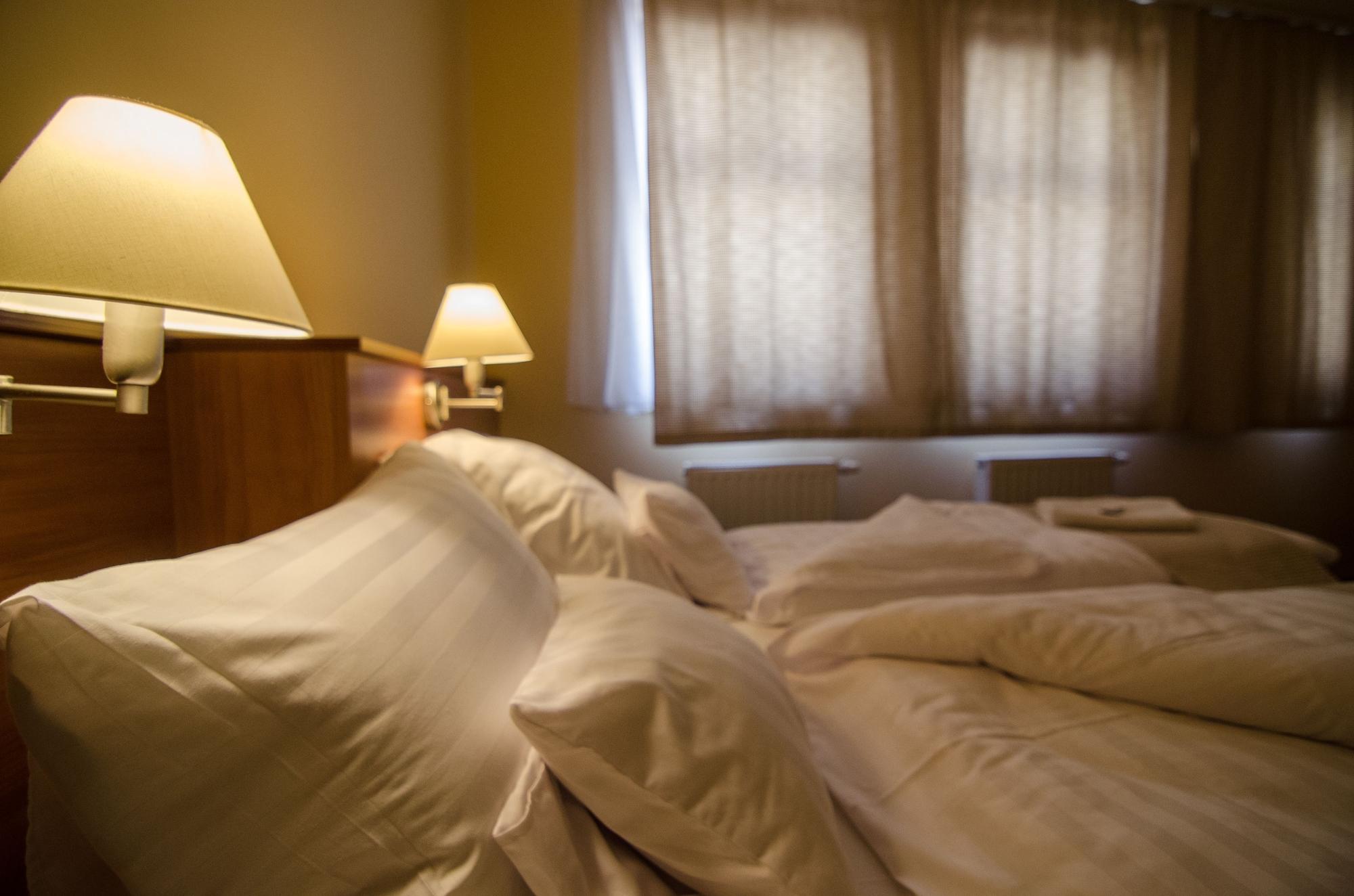 Hotel Civitas Sopron Exterior photo