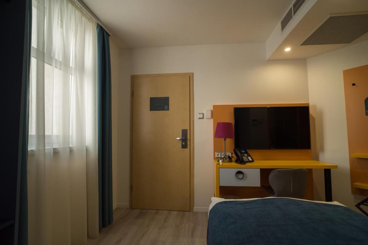 Hotel Civitas Sopron Exterior photo