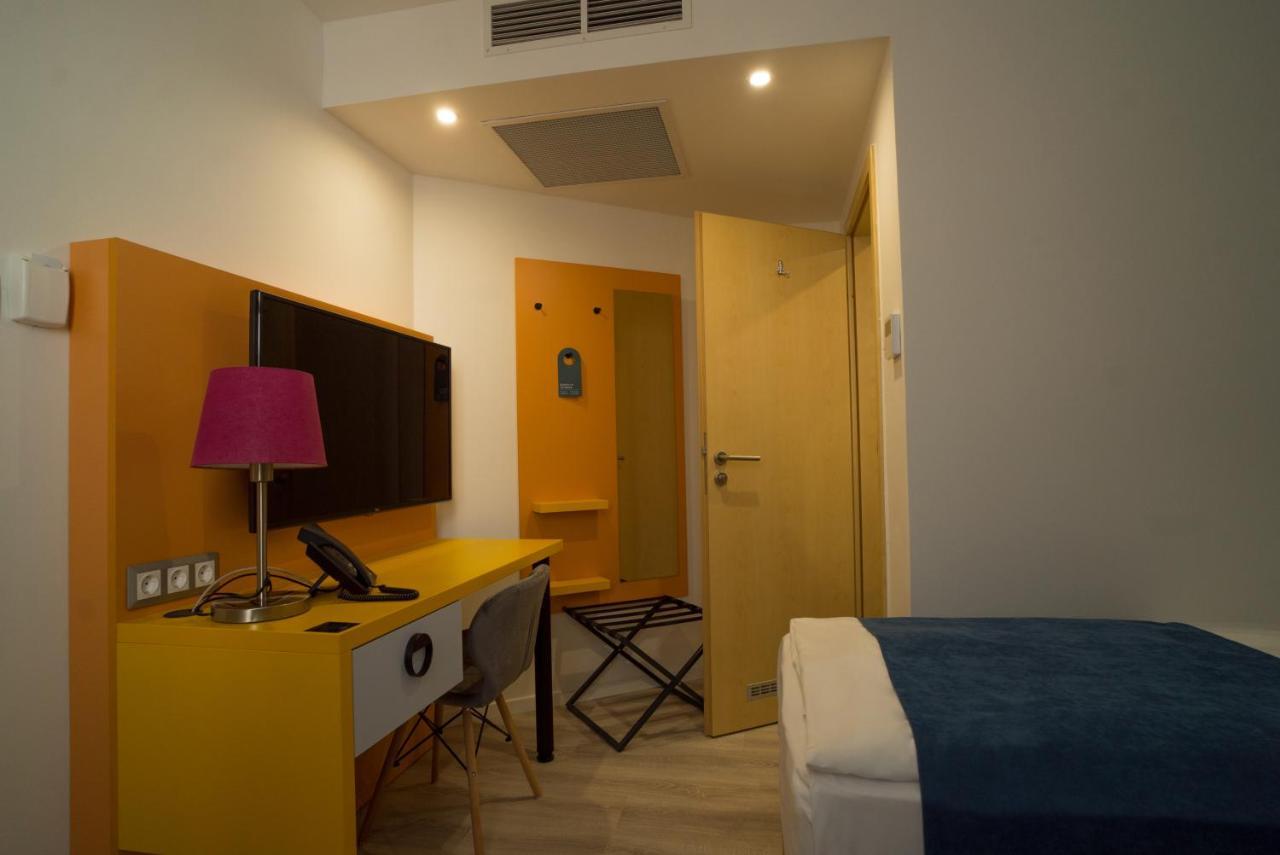 Hotel Civitas Sopron Exterior photo