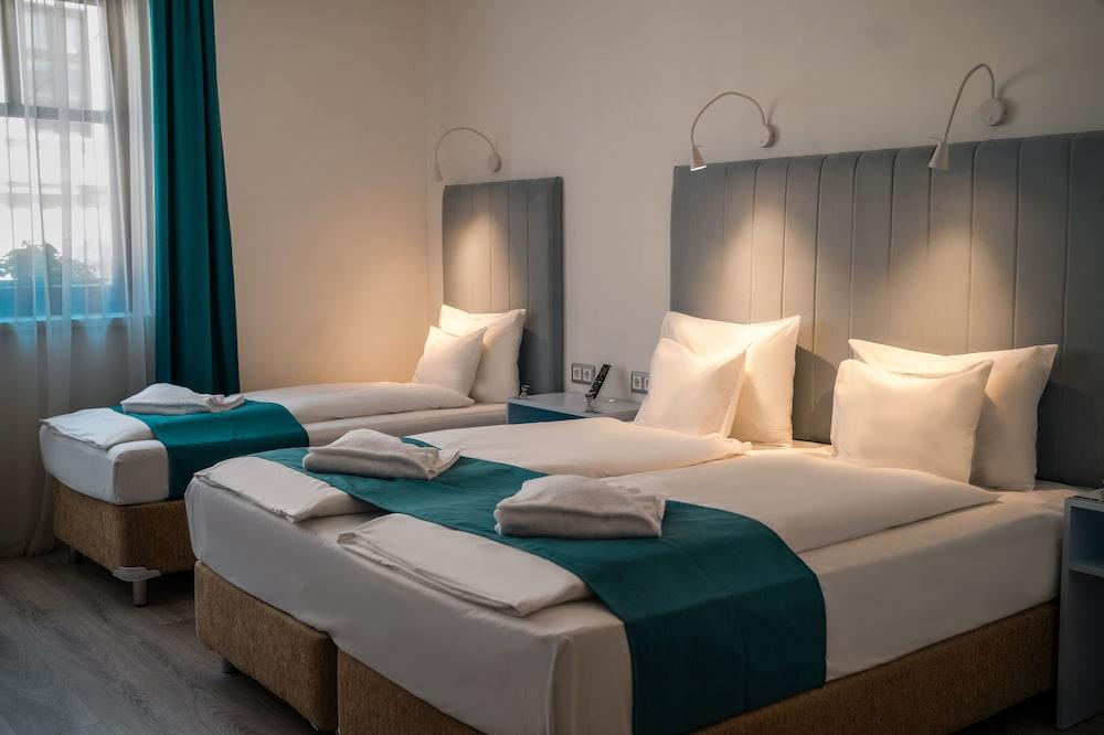Hotel Civitas Sopron Exterior photo